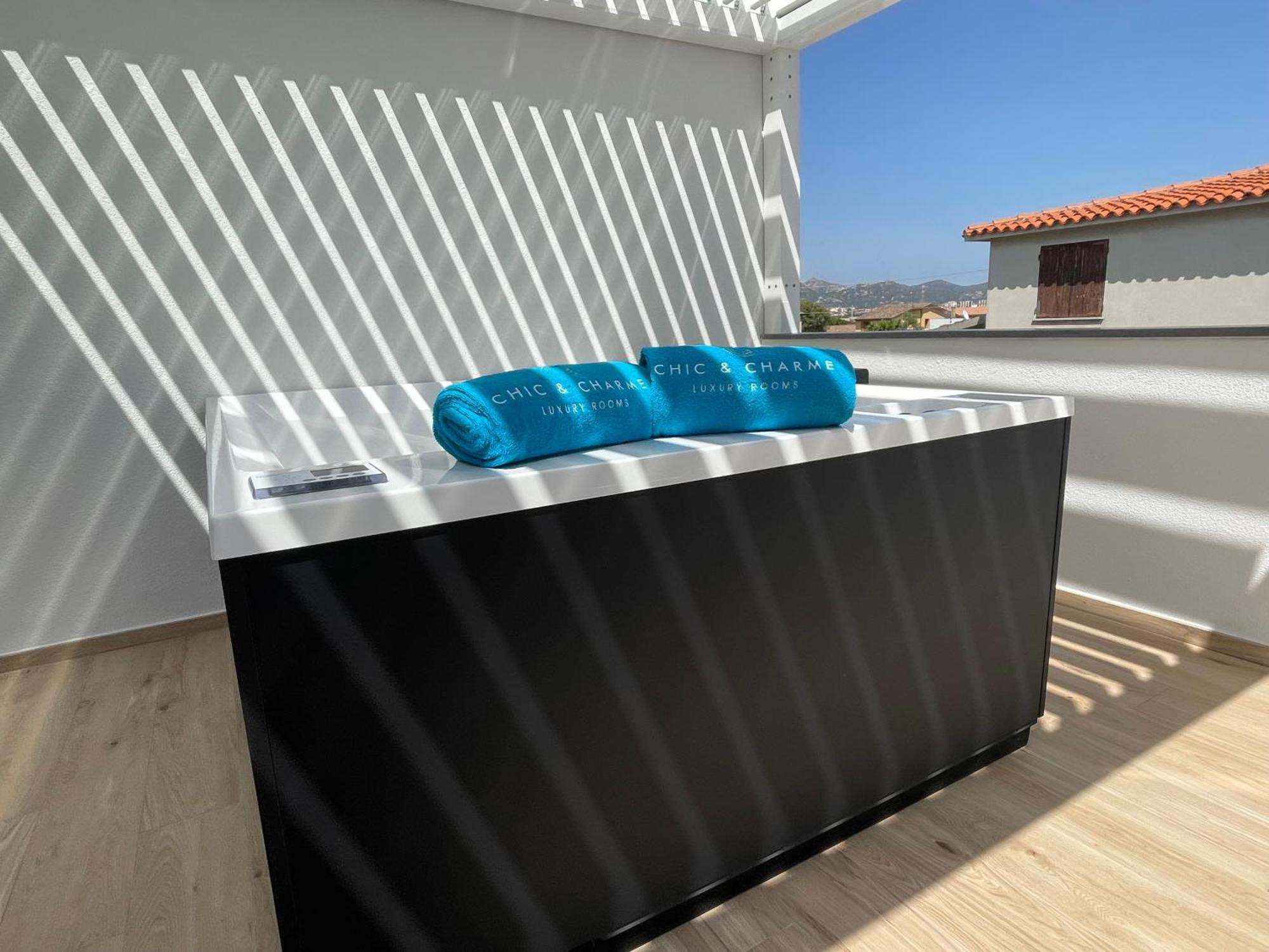 Chic & Charme Luxury Rooms Олбия Екстериор снимка