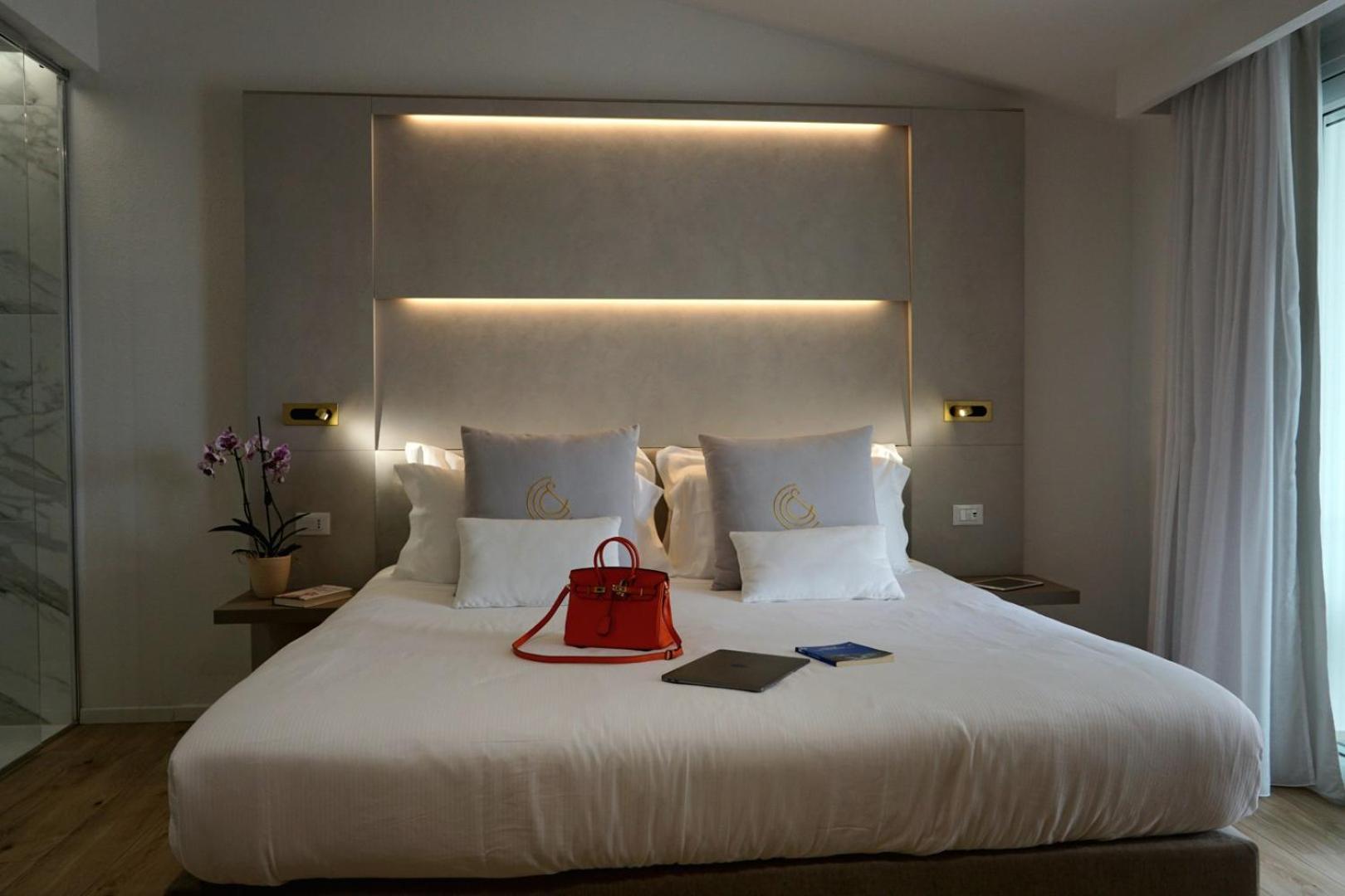 Chic & Charme Luxury Rooms Олбия Екстериор снимка